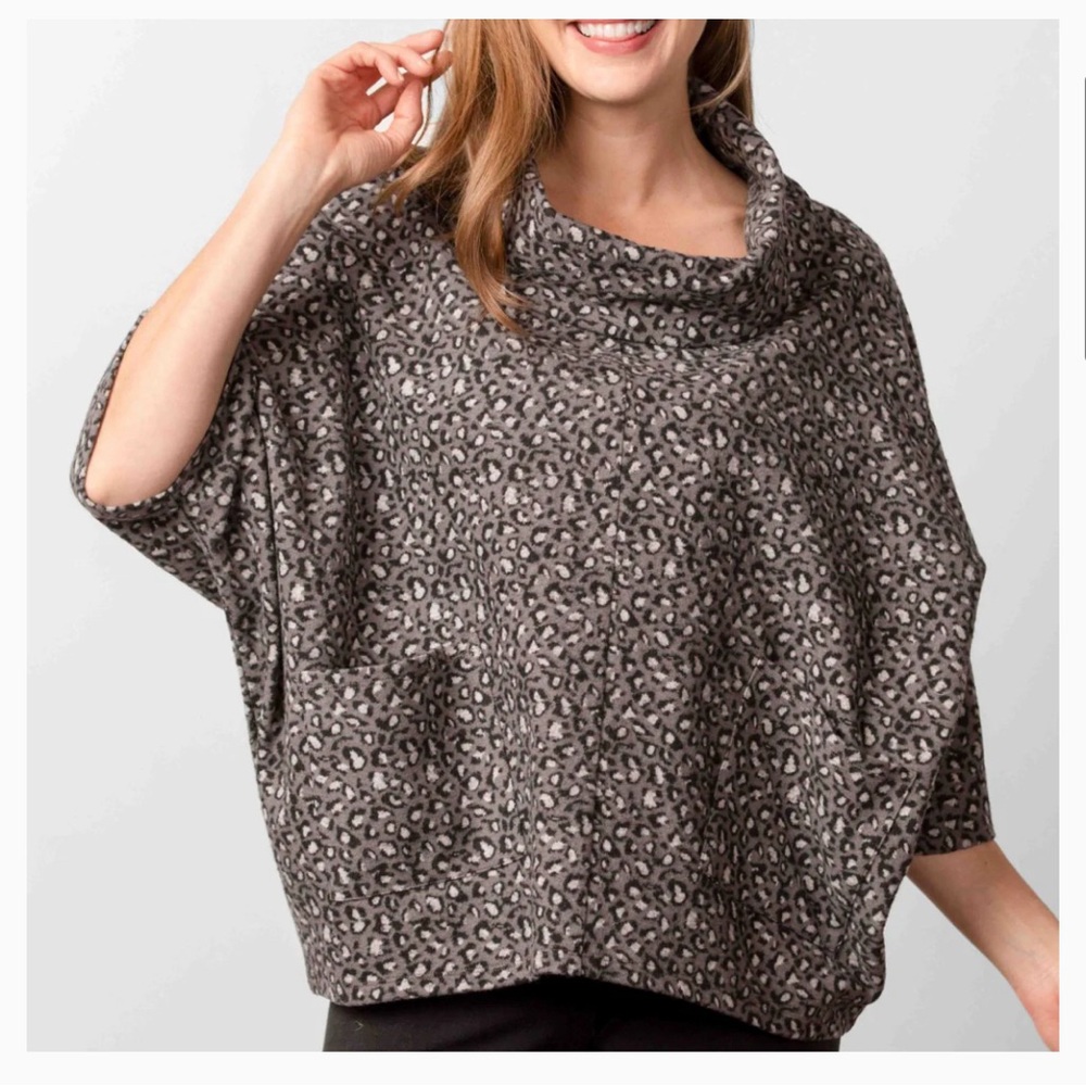 Habitat Clothes to Live In Cozy Poncho